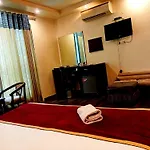 Hotel Grand In - Paschim Vihar