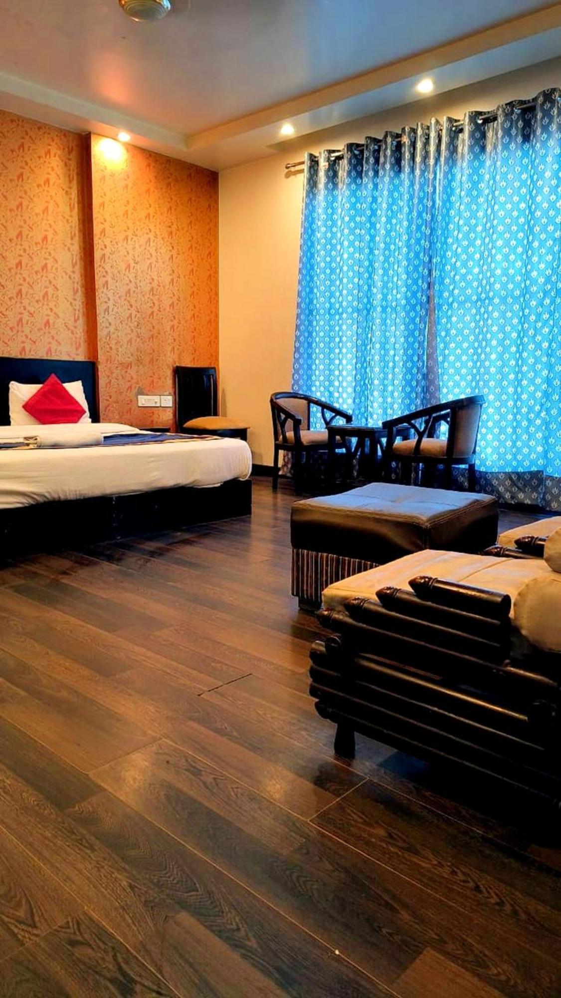 Grand In - Paschim Vihar 4* New Delhi